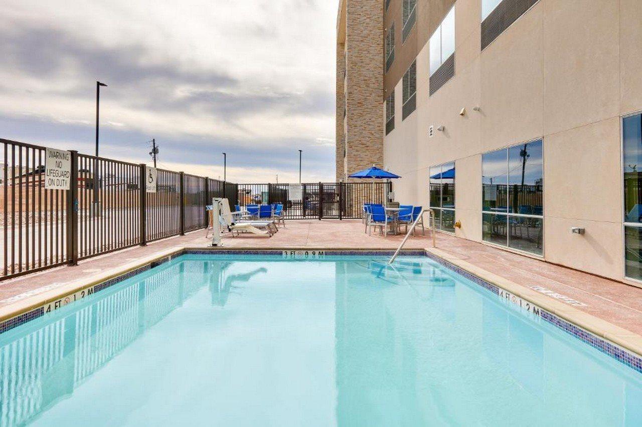 Holiday Inn Express - Kermit By Ihg Exterior photo